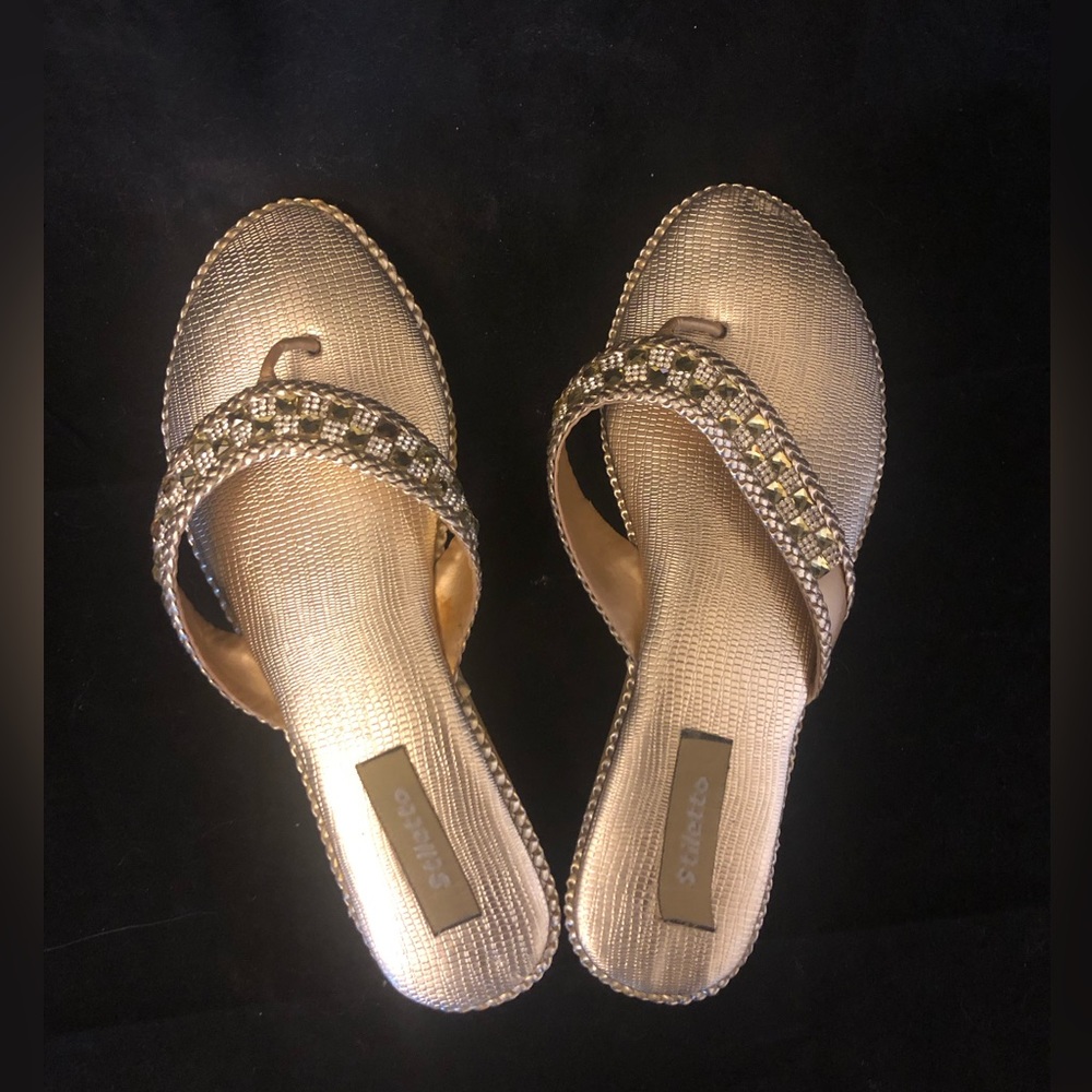 Stiletto Gold tone jewel band sandal sz 41